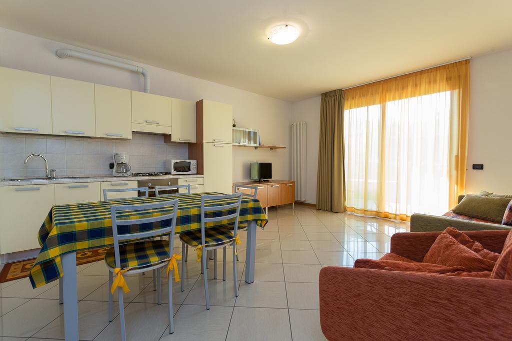 Residenza Orchidee Aparthotel ลาซีเซ ภายนอก รูปภาพ