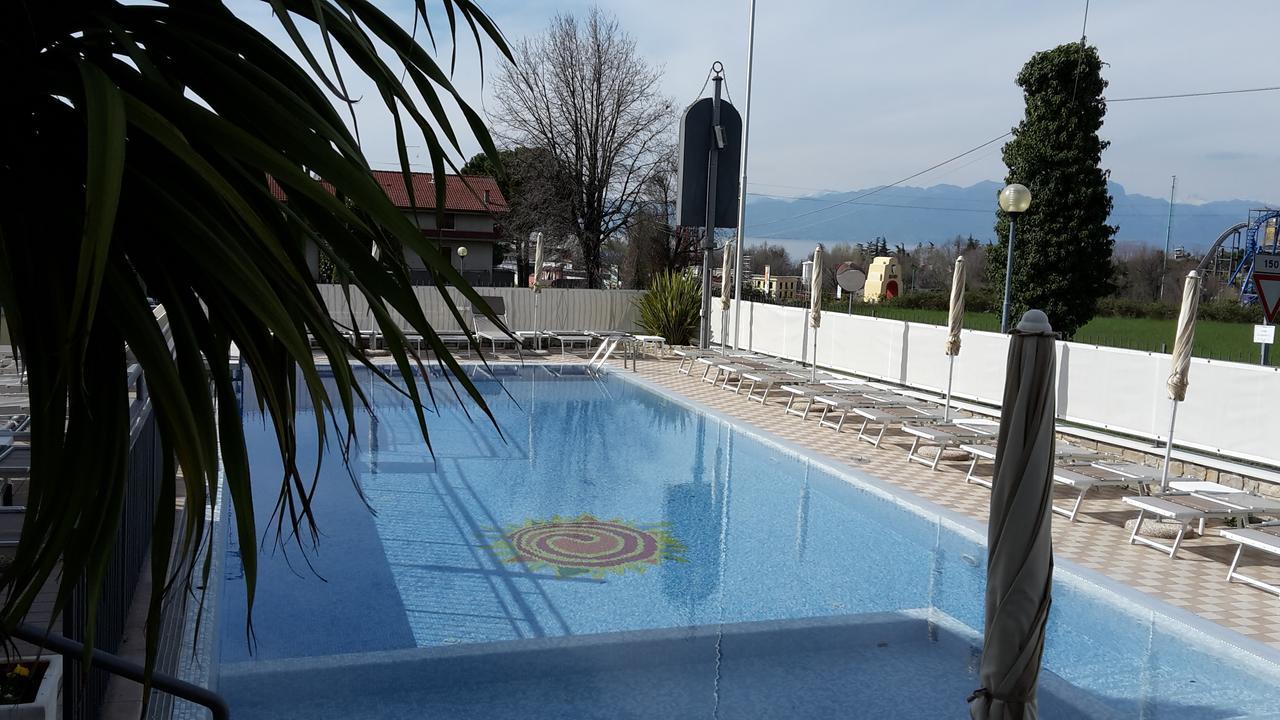 Residenza Orchidee Aparthotel ลาซีเซ ภายนอก รูปภาพ